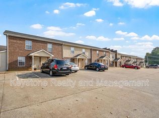 2296 McCormick Ln APT I, Clarksville, TN 37040