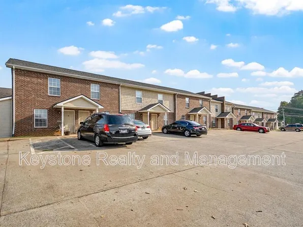 2296 McCormick Ln APT A, Clarksville, TN 37040