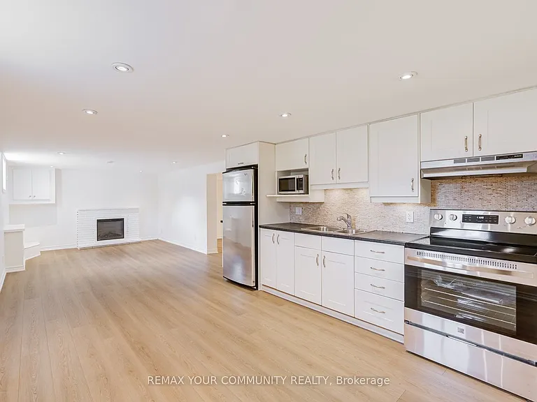 20 Bonny Lynn Ct #BASEMENT — Photo 10