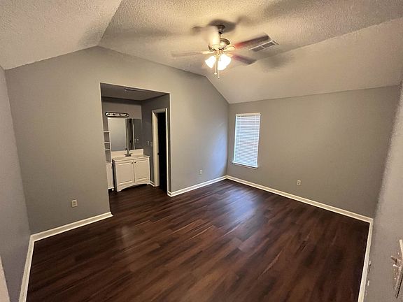 5th image of 6310 Farm Hill Dr