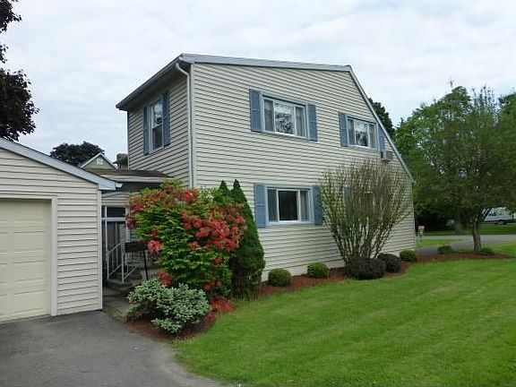 3rd image of 30 Franklin Ave