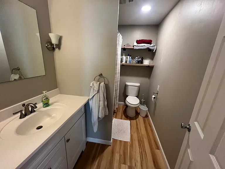 2 Lincoln Ave #3 — Photo 5