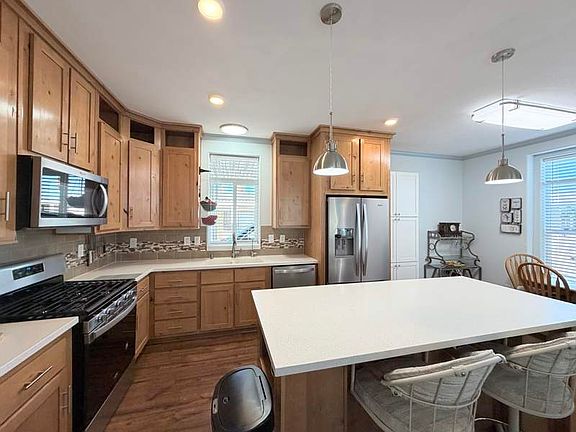 3rd image of 3300 E Broadway Rd #55