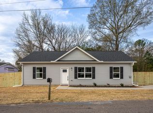 420 E Cedar Ave, Wake Forest, NC 27587