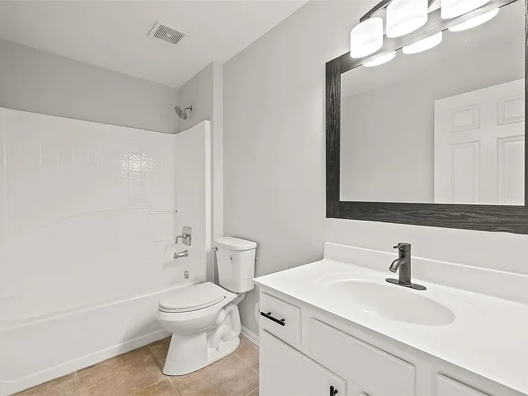 6322 Gondola Dr — Photo 12