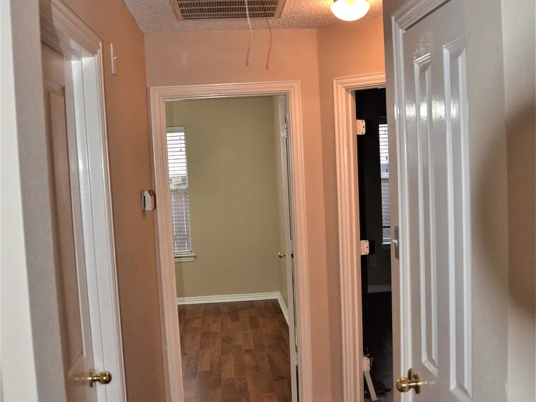 9401 Preston Trl — Photo 23