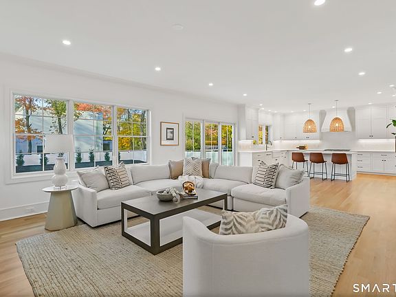 5th image of 31 High Ridge Road