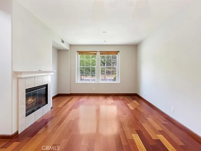 15 Wildflower Pl — Photo 3