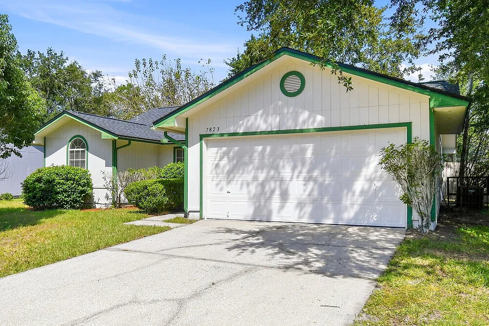 3 bed, 2.0 bath, 1473 sqft, $1,745 — Photo 3