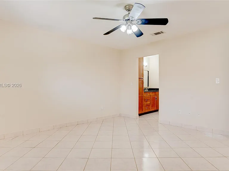 13463 SW 39th Ln — Photo 24