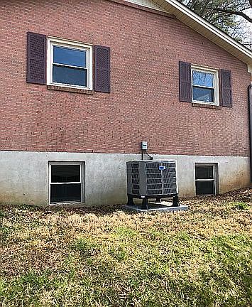 3rd image of 56 Canterbury Ln