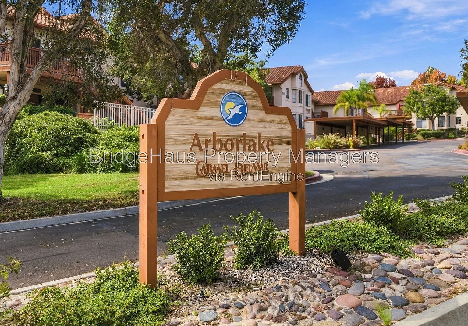 1 bed, 1.0 bath, 886 sqft, $3,200 — Photo 1