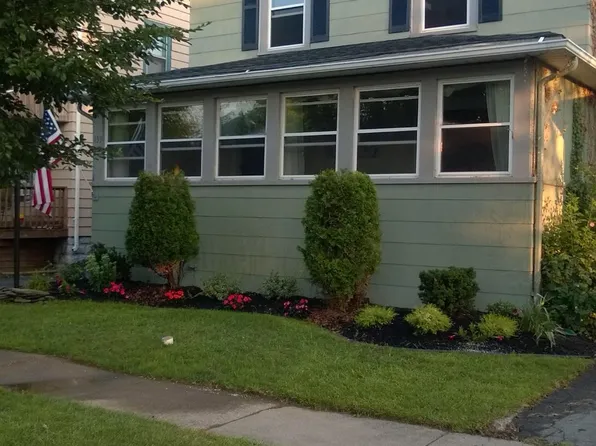 139 E Hazeltine Ave, Buffalo, NY 14217