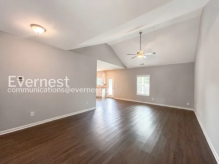1014 Echo Ridge Rd — Photo 6