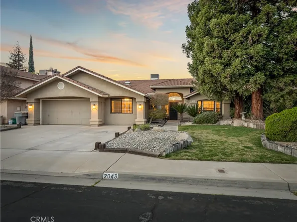 2043 Escalon Ave, Clovis, CA 93611