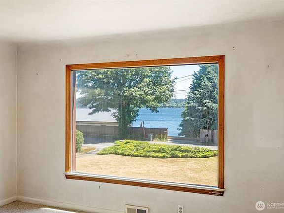 3rd image of 7073 Chico Way NW