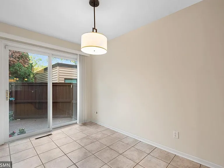 4831 Spring Cir — Photo 12