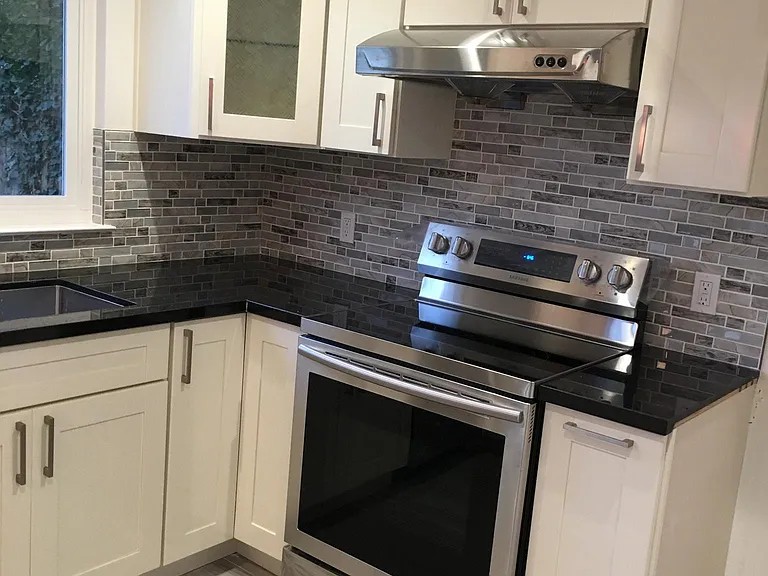 1652 Pinewood Way — Photo 4