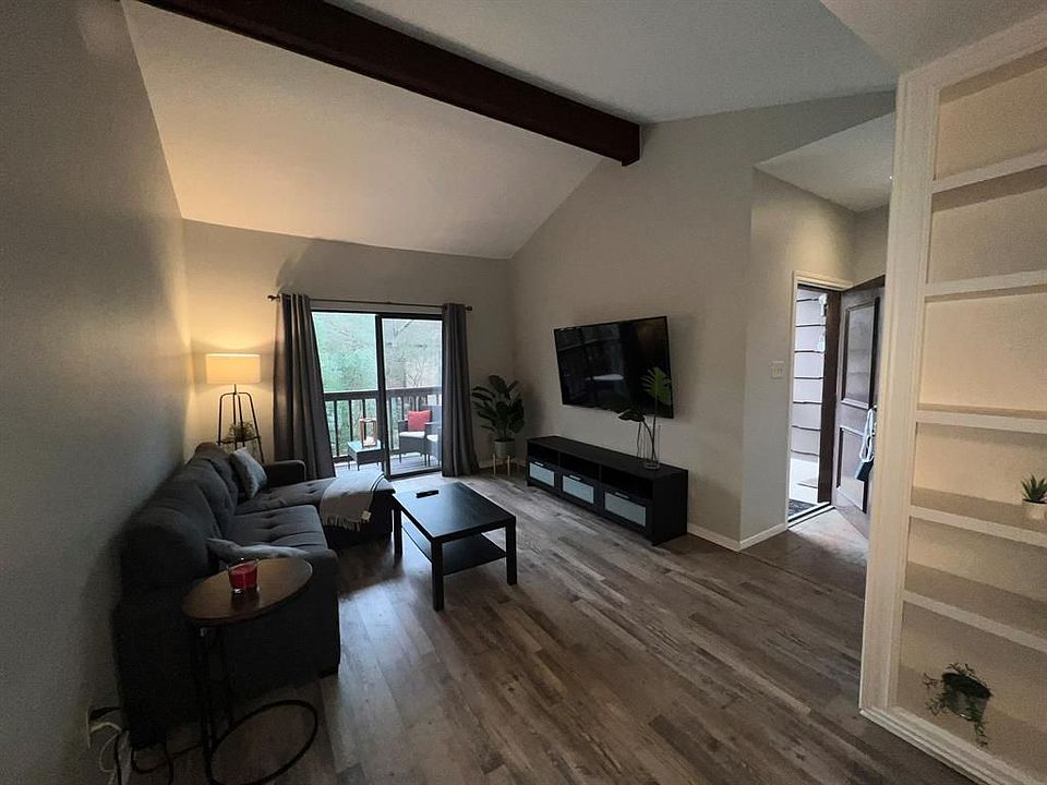 1st image of 11711 Memorial Dr APT 372