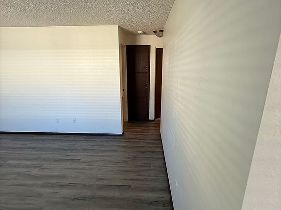 5th image of 1419-1423 Meade Ave #1419-7