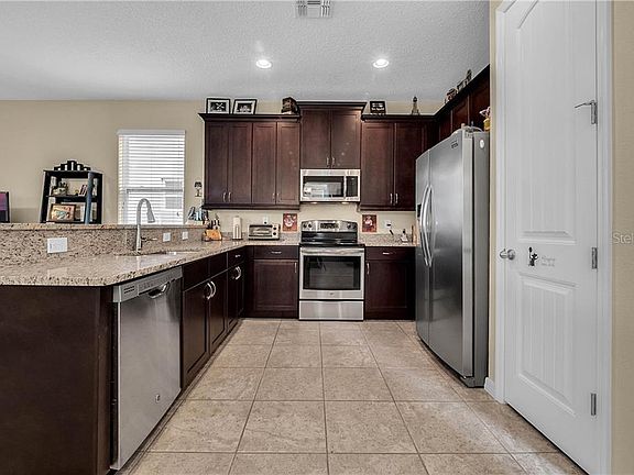 2nd image of 15169 Avenue Of The Arbors
