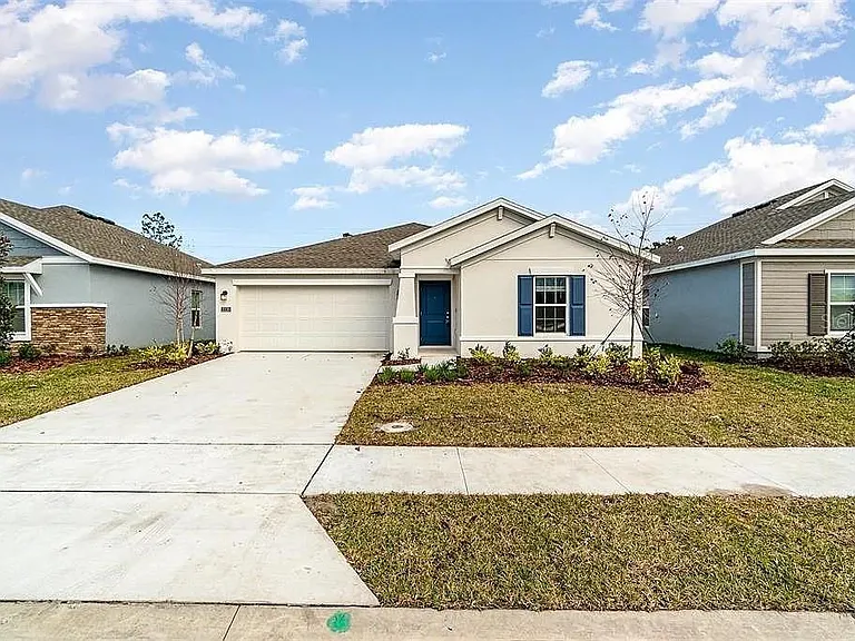 2220 Green Valley St — Photo 1