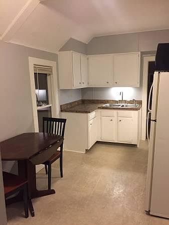 2nd image of 132 N Main St #2