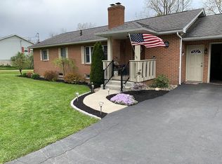 2965 Valley View Rd, Sharpsville, PA 16150