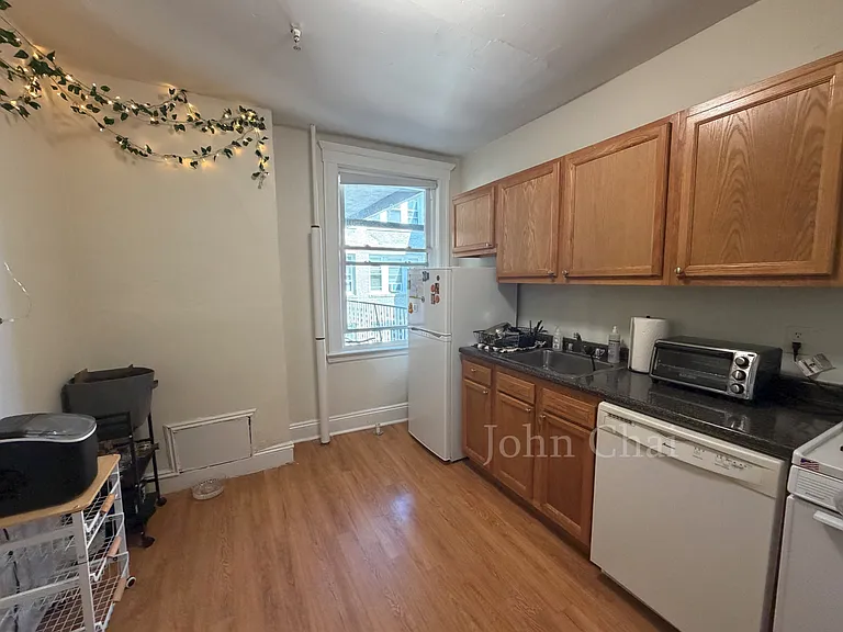 1634 Commonwealth Ave #18 — Photo 26
