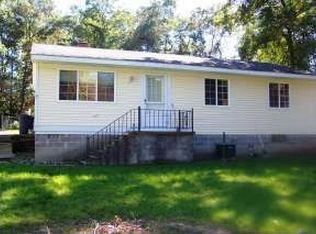 1430 Caprice Dr, White Lake, MI