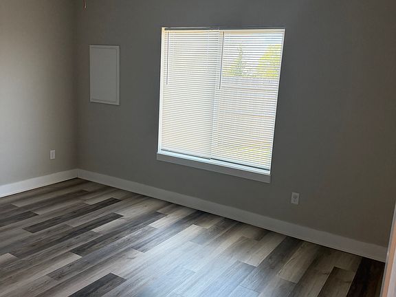 4th image of 8015 E 34th Ct S #8015