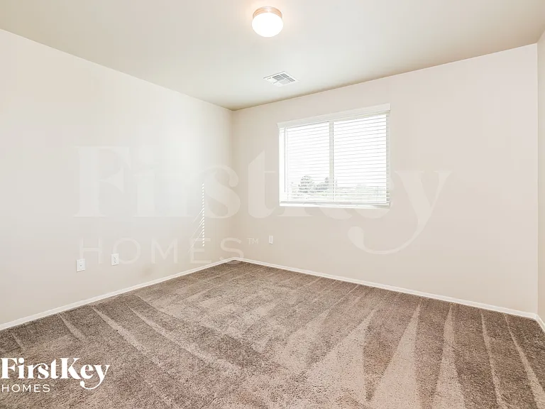200 E Imperial Ct — Photo 10