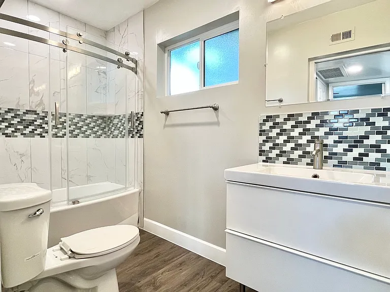 2726 E Glenrosa Ave #4 — Photo 22