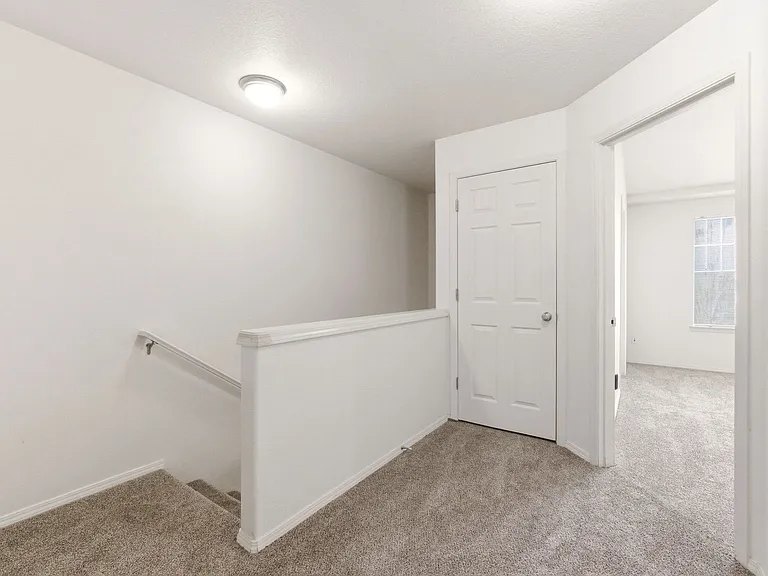 2322 NW 168th Pl — Photo 21