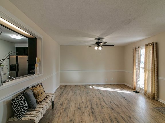 5th image of 256 Millstone Cir