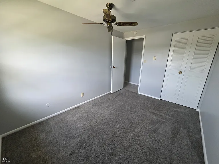 4929 Mount Vernon Dr — Photo 12