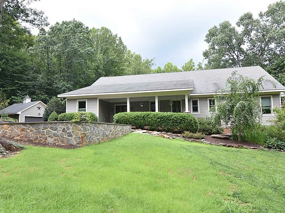 2nd image of 519 Foothills Dr