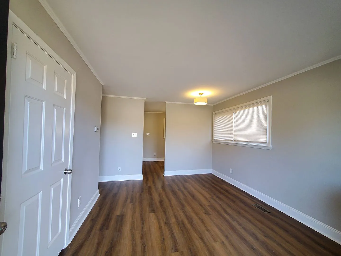 Beautiful Home in Charlotte NC 28208 — Photo 2