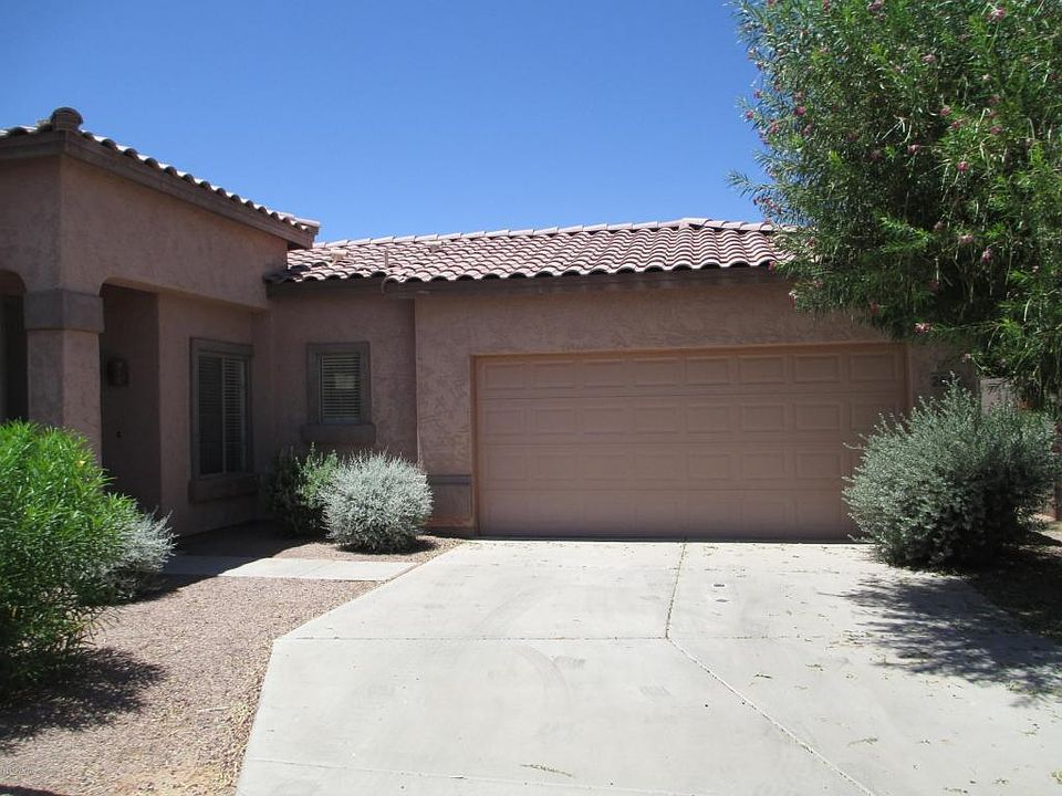 1st image of 2615 E Waterview Ct