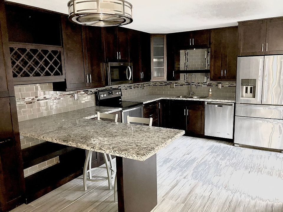 Large eat in kitchen