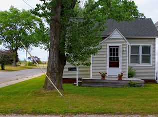 250 Hughes St, Manistee, MI