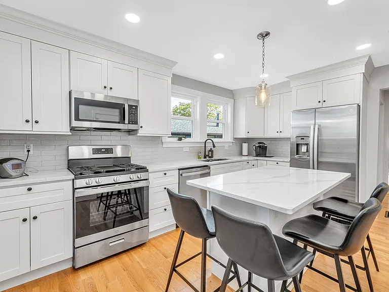 17 Weymouth Ave #1 — Photo 8
