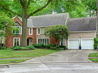 28890 Turnbridge Rd, Bay Village, OH 44140