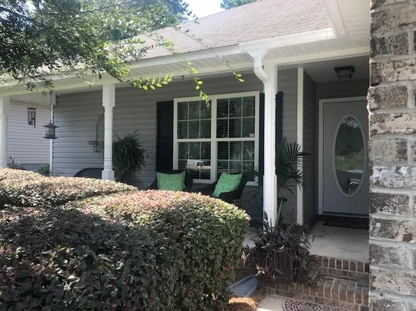 315 Grove Pointe Dr, Thomasville, GA 31792