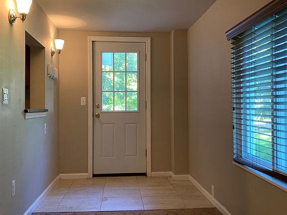 4th image of 351 S Wing St #351