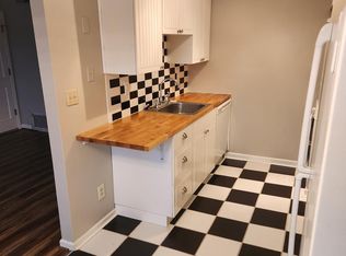 102 Forest Ct APT 6, Louisville, KY 40206