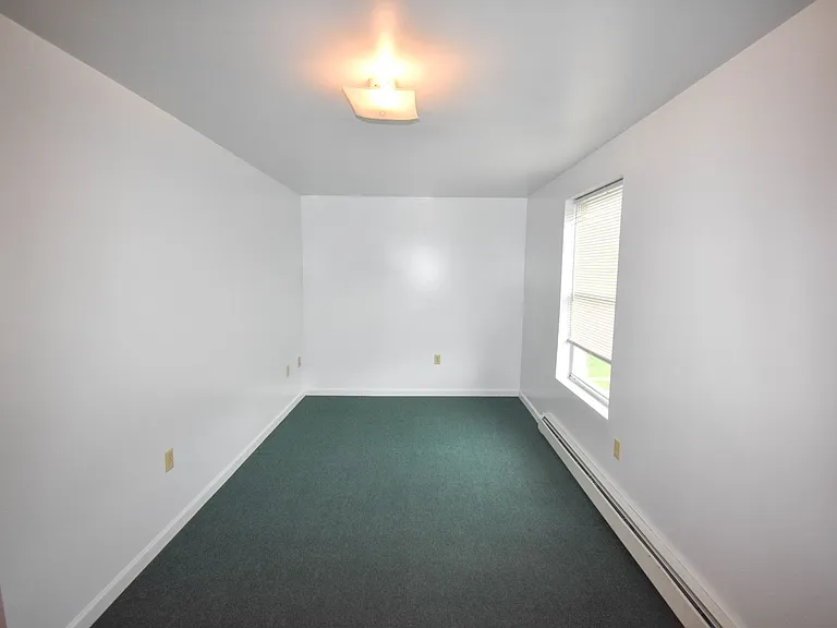 432 W Church St — Photo 24