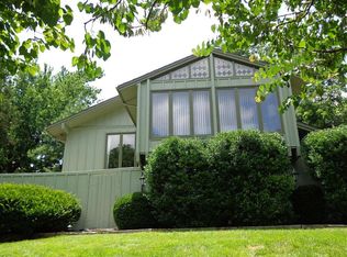 5225 S Timberlake Dr, Springfield, MO 65804