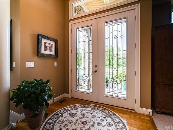 5th image of 8309 Sweet Briar Ct