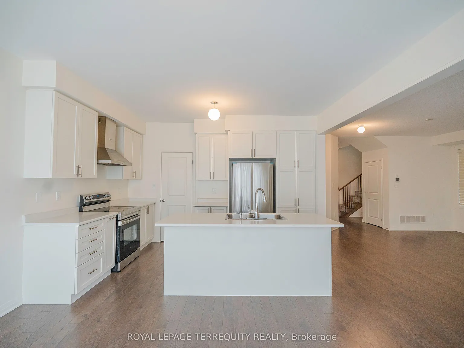 4 bed, $3,490 — Photo 4